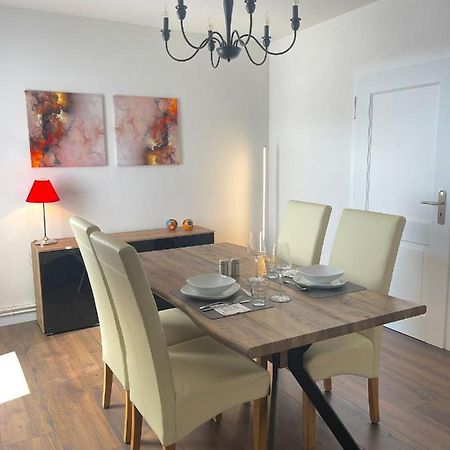 City Apartment, Ferienwohnung 3 Zkdb, Balkon, Dachgeschoss, Naehe Duesseldorf Krefeld Kültér fotó